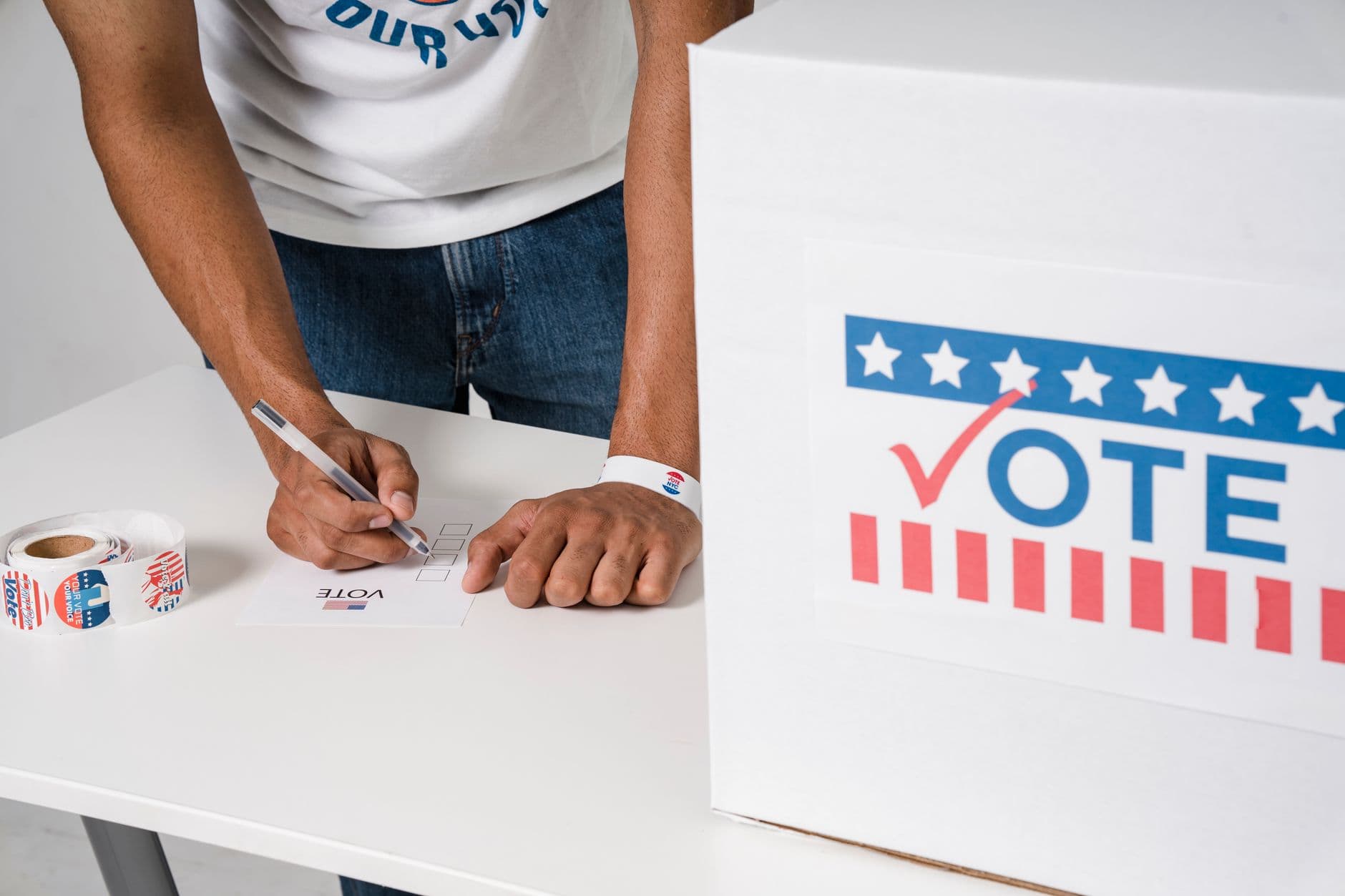 Voters Prefer a Trash Can Over Most Humans