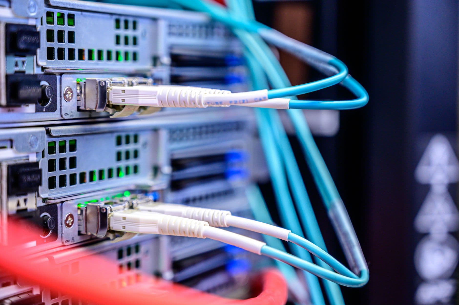 France Is Speedrunning the Internet While Germany Buffers